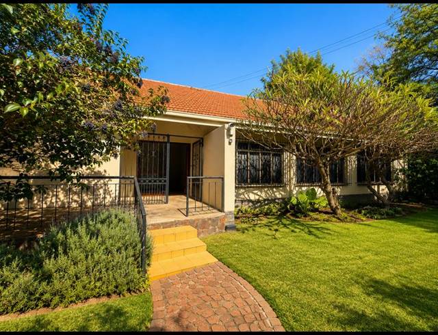 3 BEDROOM PROPERTY TO RENT IN ALPHEN PARK